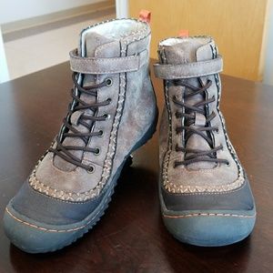 J-41 JEEP Srina Traction Lightweight Walking Boots